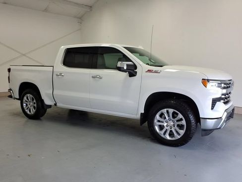 Used 2026 Chevrolet Silverado 1500 LTZ AWD/4WD image 2