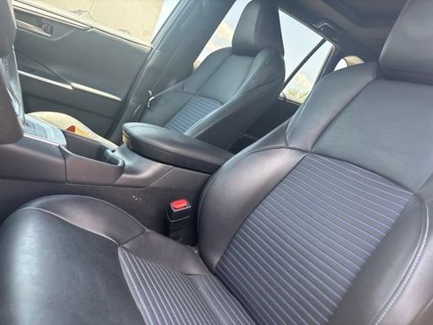 Used 2023 Toyota RAV4 XSE AWD/4WD image 8