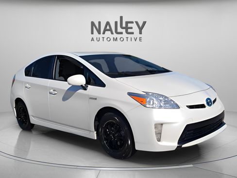 Used 2013 Toyota Prius Three image 8