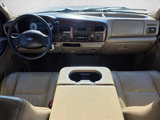 Used 2005 Ford F350 Lariat AWD/4WD image 13
