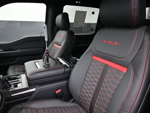 New 2025 Ford F150 Lariat w/ Equipment Group 502A High image 26