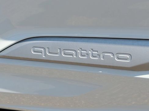 Used 2025 Audi Q7 3.0T Premium Plus AWD/4WD image 43