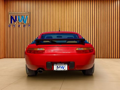 Used 1989 Porsche 928 S4 image 33