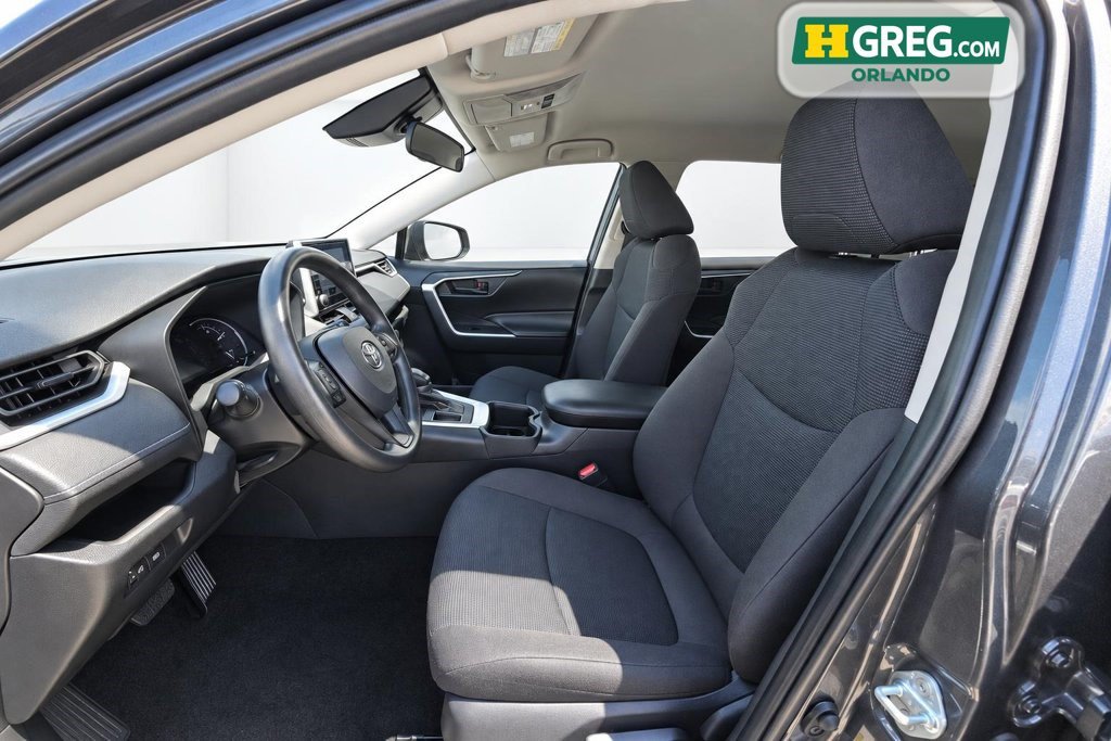 Used 2024 Toyota RAV4 LE FWD image 10