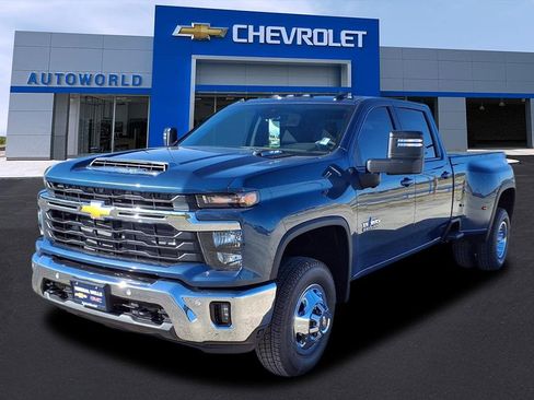 New 2026 Chevrolet Silverado 3500 LT w/ Texas Edition image 3