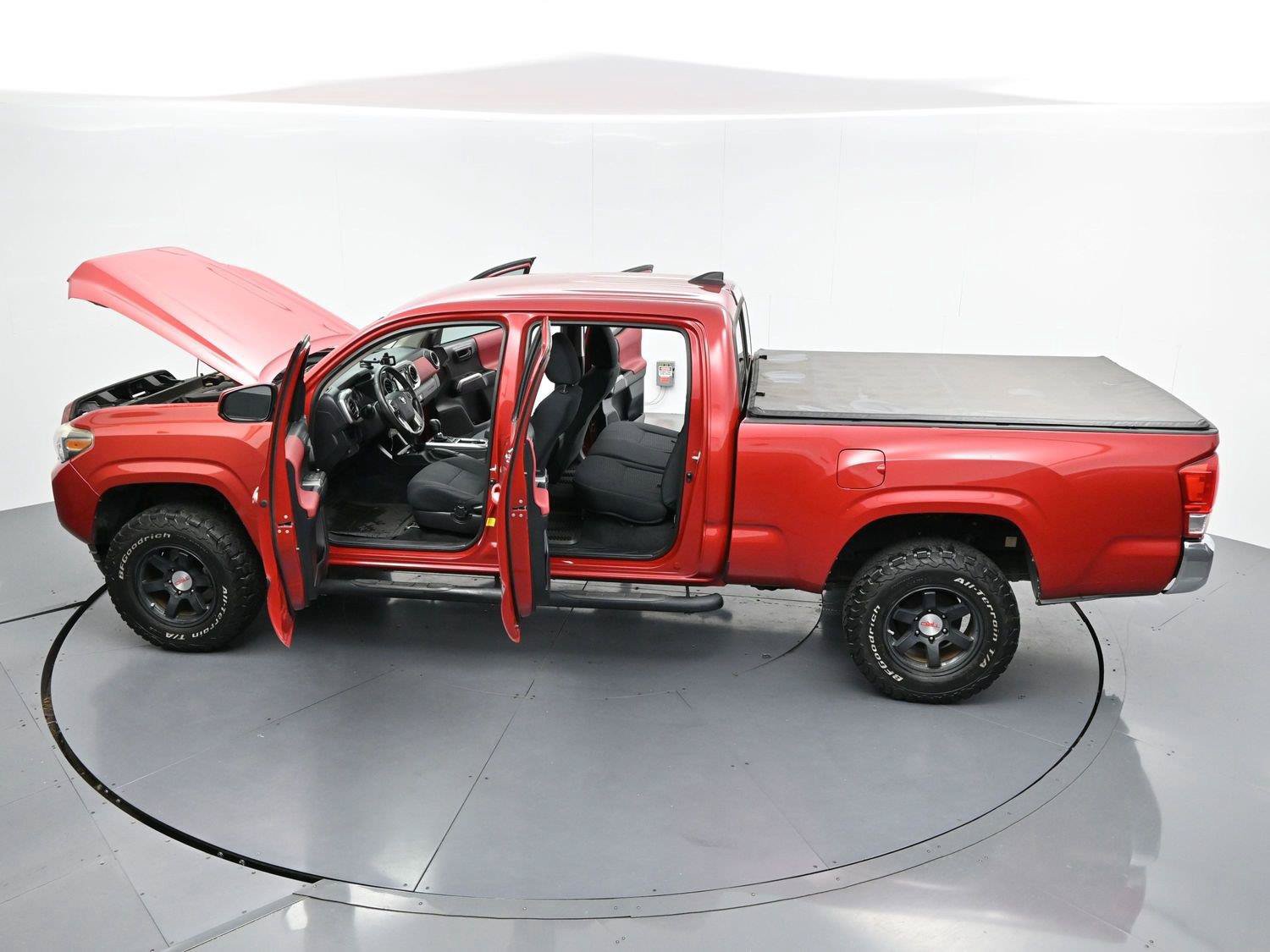 Used 2016 Toyota Tacoma SR5 w/ Towing Package RWD image 35