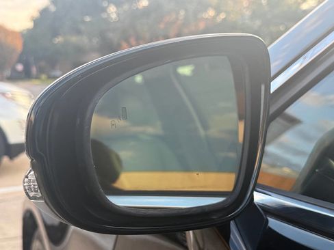 Used 2013 Lexus LS 460 Base 4dr Sedan image 16