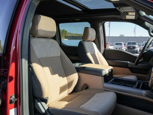 New 2026 Ford F250 XLT w/ XLT Premium Package AWD/4WD image 23