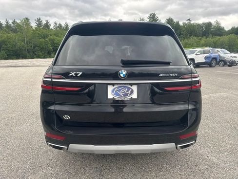Used 2024 BMW X7 xDrive40i w/ Premium Package AWD/4WD image 6