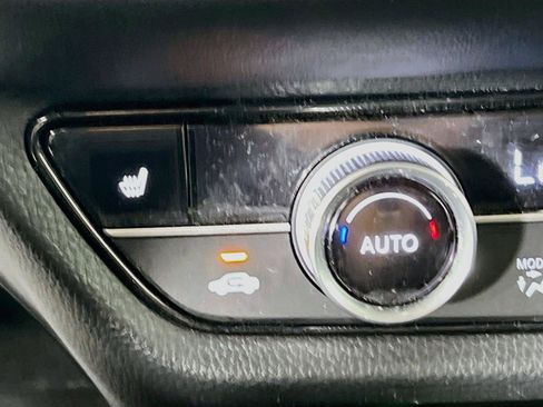 Used 2024 Honda HR-V EX-L image 22