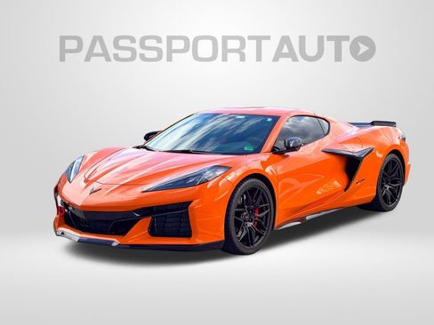 Used 2024 Chevrolet Corvette Z06 image 1