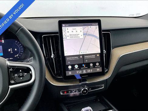 Certified 2026 Volvo XC60 B5 Plus AWD/4WD image 7