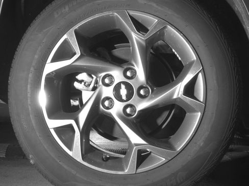 Used 2025 Chevrolet Trax LT FWD image 15