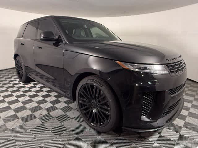 New 2027 Land Rover Range Rover Sport HST AWD/4WD image 9