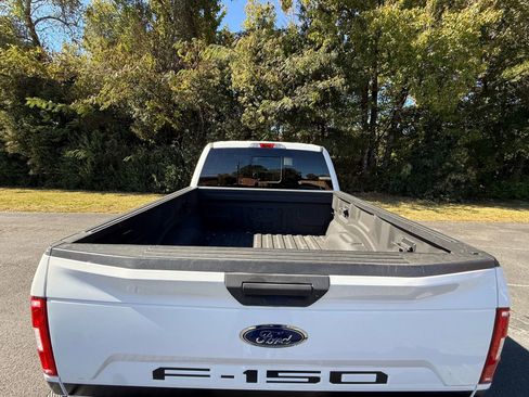 Used 2019 Ford F150 XLT w/ Equipment Group 302A Luxury image 9