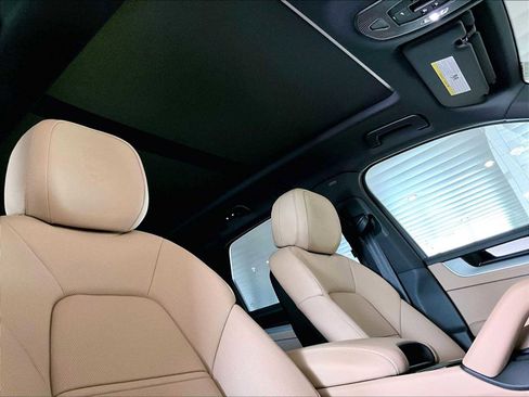 New 2026 Porsche Cayenne image 23