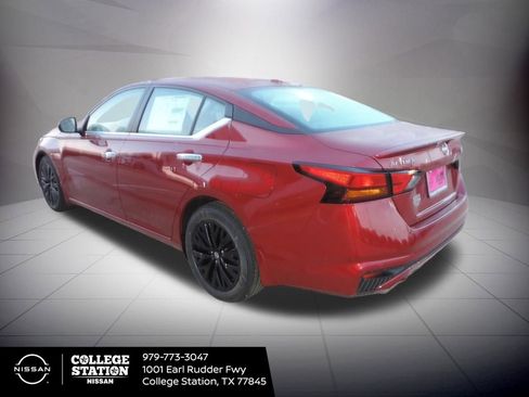 New 2025 Nissan Altima 2.5 SV w/ SV Special Edition Package image 6