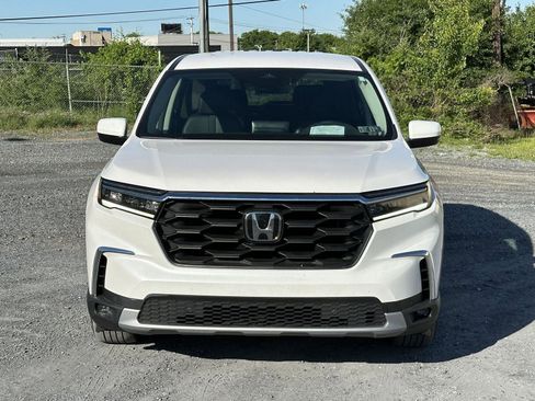 Used 2023 Honda Pilot EX-L image 3