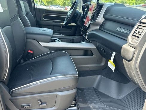 New 2026 RAM 3500 Laramie AWD/4WD image 12