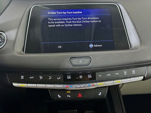 Used 2023 Cadillac XT4 Luxury w/ Cold Weather Package FWD image 24