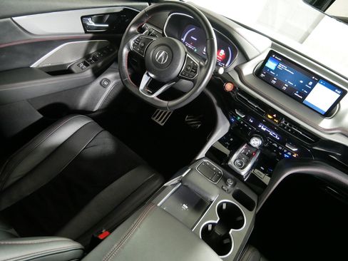 Used 2023 Acura MDX A-Spec AWD/4WD image 9