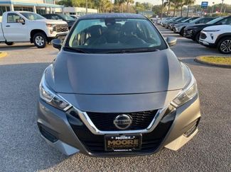 Used 2022 Nissan Versa SV video 2