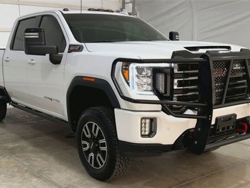 Used 2022 GMC Sierra 2500 AT4 w/ AT4 Preferred Package image 2