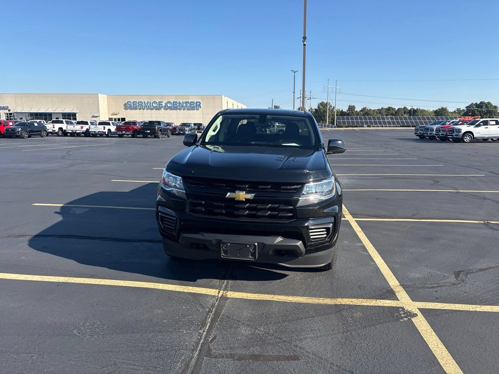 Used 2022 Chevrolet Colorado LT AWD/4WD image 6