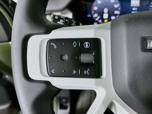 New 2026 Land Rover Defender 110 S AWD/4WD image 10