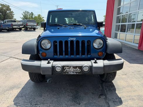 Used 2010 Jeep Wrangler Unlimited Sport AWD/4WD image 3