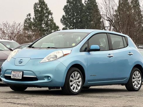 Used 2015 Nissan Leaf S w/ Charge Package image 8