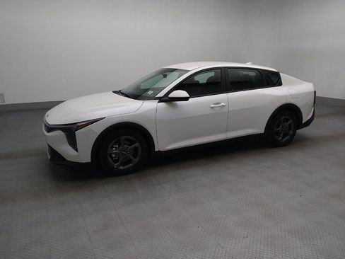 Used 2025 Kia K4 FWD image 2