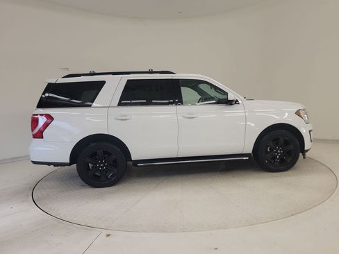 Used 2020 Ford Expedition XLT w/ Equipment Group 202A image 6