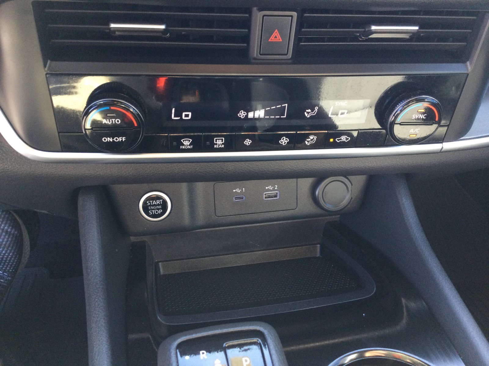 Used 2023 Nissan Rogue SV AWD/4WD image 20