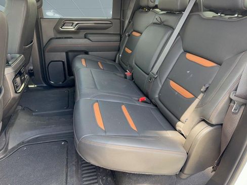 Used 2024 GMC Sierra 2500 AT4 w/ AT4 Premium Plus Package AWD/4WD image 25