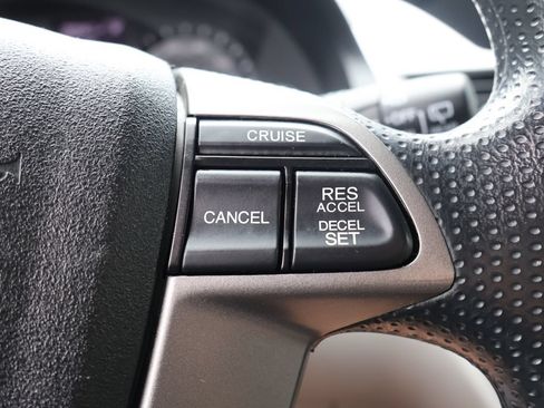 Used 2016 Honda Odyssey SE image 18