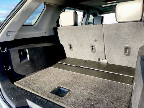 Used 2010 GMC Terrain SLT image 17