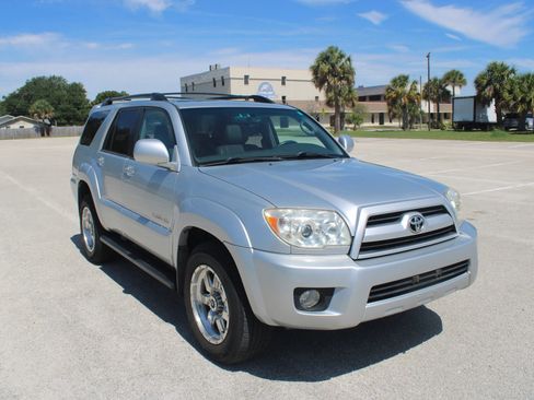 Used 2008 Toyota 4Runner Limited AWD/4WD image 36