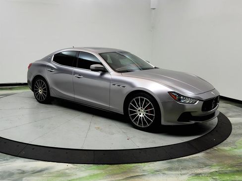 Used 2017 Maserati Ghibli S RWD image 3