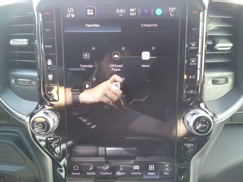 New 2026 RAM 2500 Laramie w/ Towing Technology Group image 25