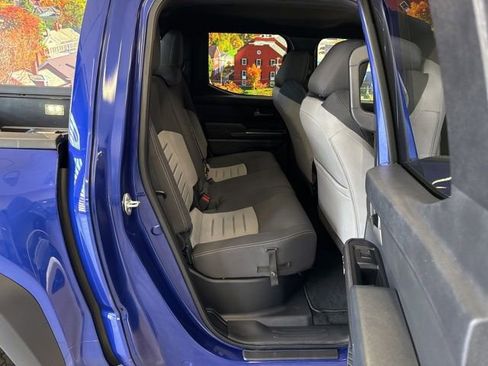 Used 2024 Toyota Tacoma TRD Sport image 41