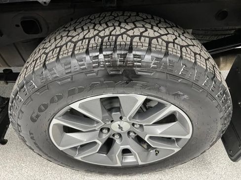 Used 2021 Chevrolet Silverado 1500 RST w/ Z71 Off-Road Package AWD/4WD image 14