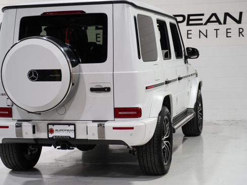 Used 2024 Mercedes-Benz G 550 image 40