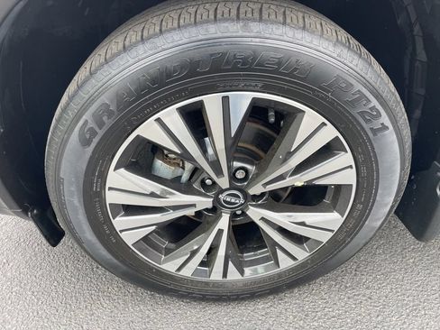 Certified 2023 Nissan Rogue SV AWD/4WD image 26