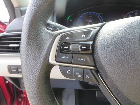 Used 2019 Honda Accord Hybrid image 21
