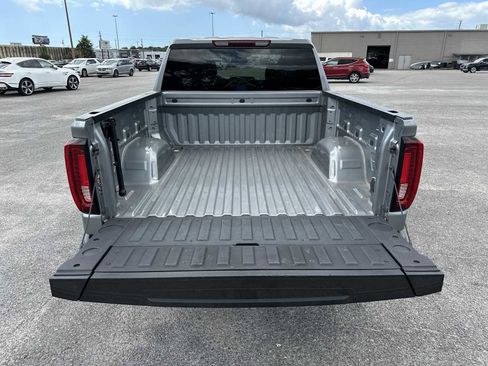 Used 2025 GMC Sierra 1500 SLT image 26