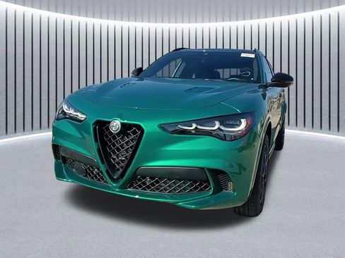 Used 2024 Alfa Romeo Stelvio Quadrifoglio w/ Active Assist Plus Package image 19