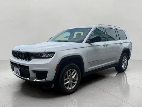 Used 2025 Jeep Grand Cherokee Laredo w/ Luxury Tech Group I AWD/4WD image 6
