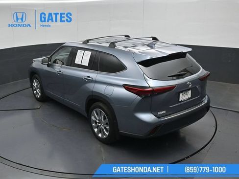 Used 2023 Toyota Highlander Limited AWD/4WD image 55