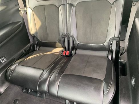 Used 2023 Jeep Grand Cherokee L Laredo AWD/4WD image 19